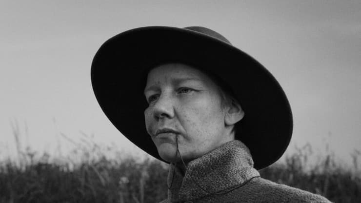 כמו ז'אן ד'ארק. מתוך "רוז" (צילום: Schubert, Row Pictures, Walker+Worm Film, Gerald Kerkletz) מתוך "רוז"