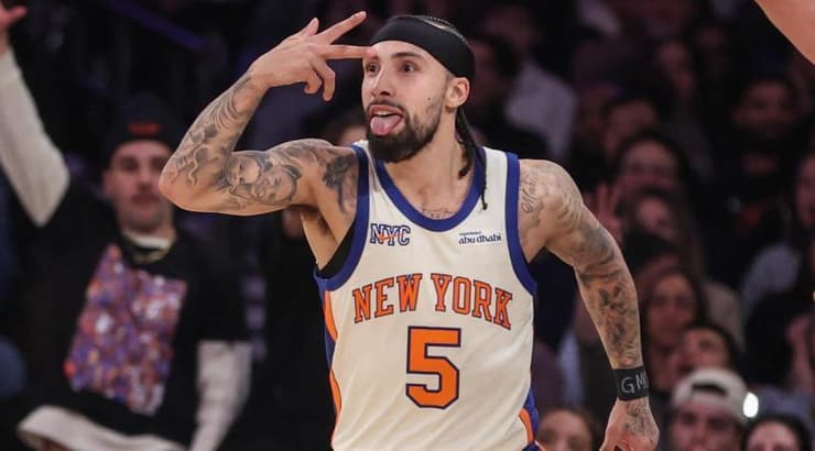 אלבראדו חוגג