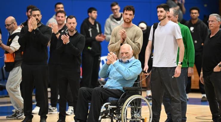 הטקס שנערך לפני המשחק (ראובן שוורץ) הטקס שנערך לפני המשחק