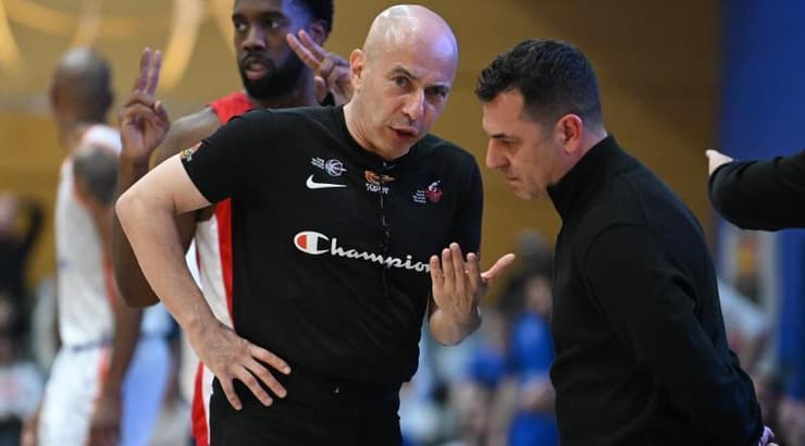 עומר אסתרון בדו שיח עם יונתן אלון