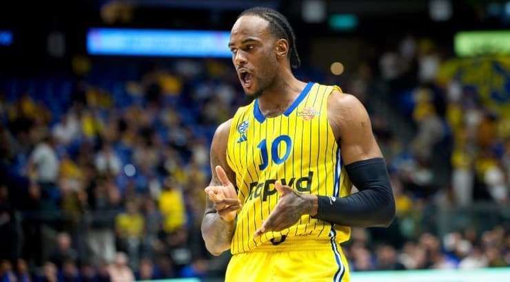 אושיי בריסט (רועי כפיר) אושיי בריסט