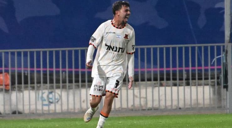 בן הדדי לא יודע את נפשו מאושר