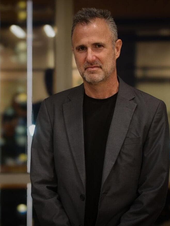 עו"ד ניר יסלוביץ