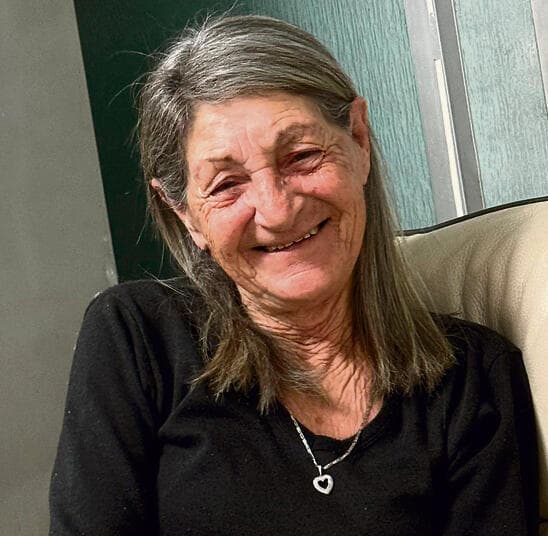 למדה מהסבתא. אמא רינה למדה מהסבתא. אמא רינה