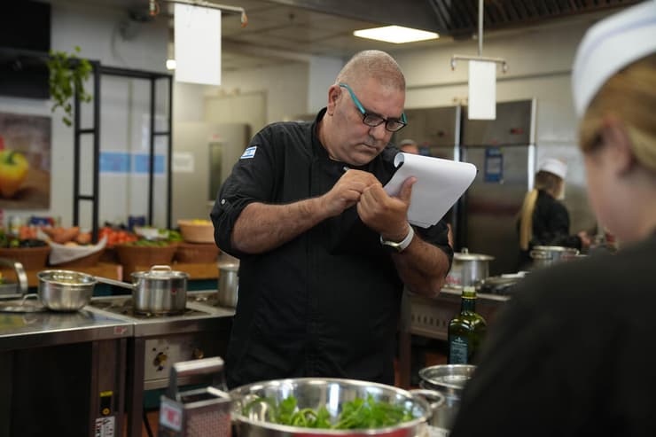 טבחים צבאיים