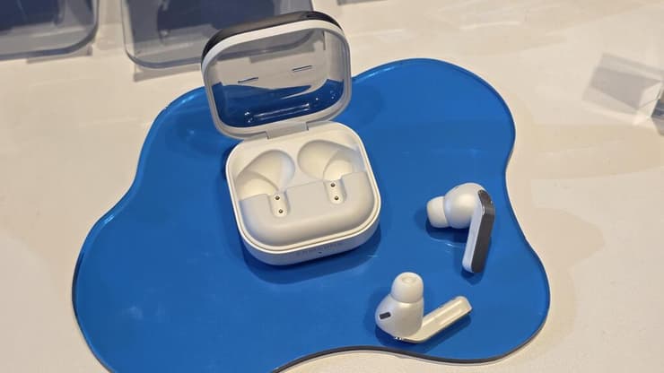 אוזניות הגלקסי Buds 4 