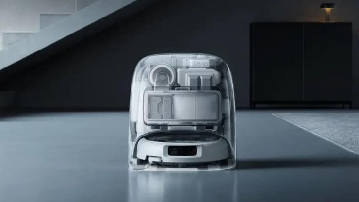 הרובוט השואב-שוטף ROMO