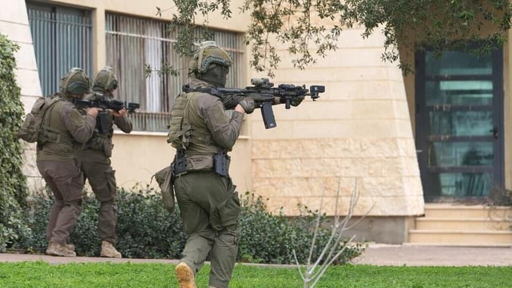 תרגיל של יחידת פרא (לוט"ר גולן) במושב נטור