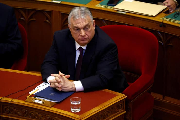 אורבן ייפרד מכיסא ראש הממשלה? (צילום: REUTERS/Bernadett Szabo) ראש ממשלת הונגריה ויקטור אורבן