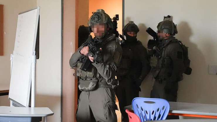 תרגיל של יחידת פרא (לוט"ר גולן) במושב נטור