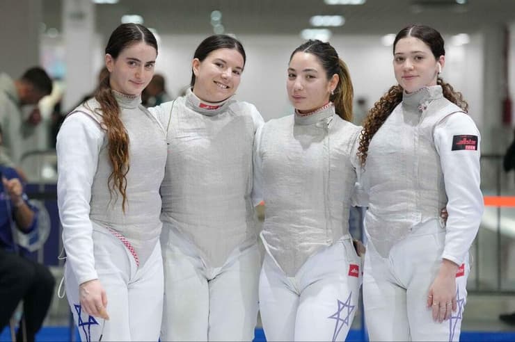 נבחרת הסיוף, נערות