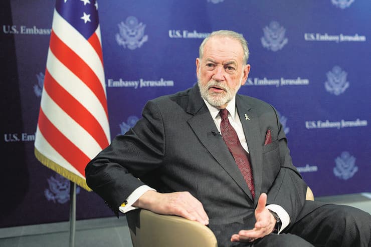 השגריר מייק האקבי (צילום: Ohad Zwigenberg/AP) מייק האקבי, שגריר ארצות הברית בישראל