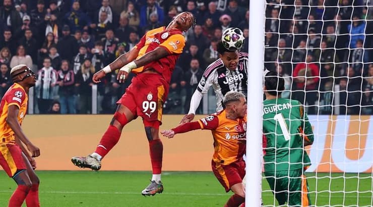 ווסטון מקני כובש (רויטרס) ווסטון מקני כובש