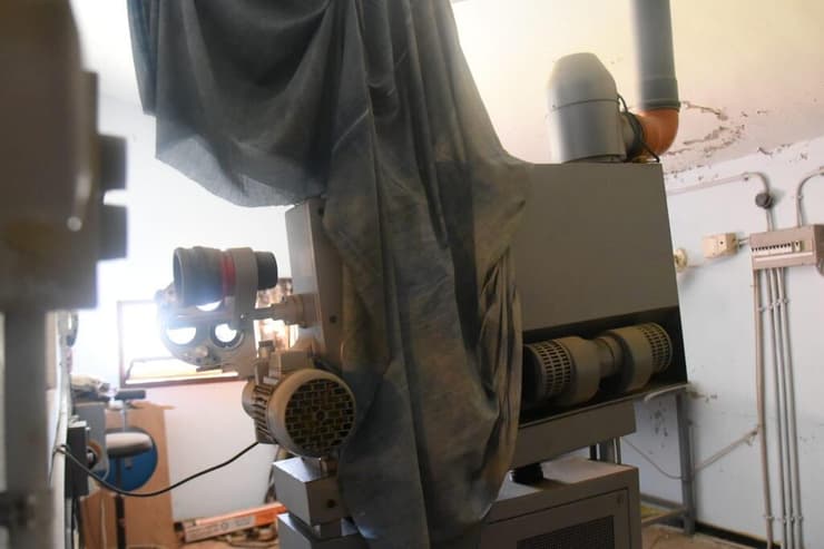 הקולנוע בדפנה. "ברגע שנכנסים פנימה - מיד מתאהבים" (צילום: אביהוא שפירא) הקולנוע בדפנה. "ברגע שנכנסים פנימה - מיד מתאהבים"