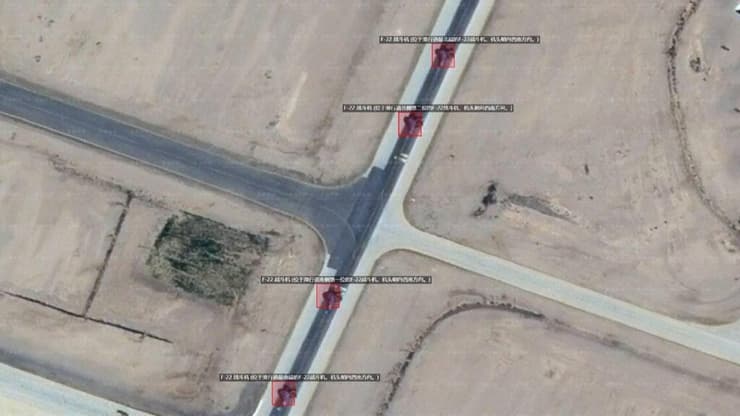 מטוסים אמריקניים בבסיס עבודה