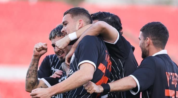 שחקני ראשון לציון מאושרים (שחר גרוס) שחקני ראשון לציון מאושרים