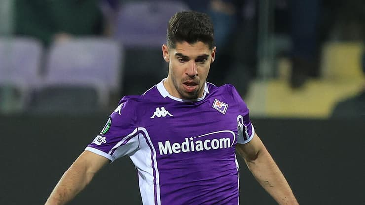 שחקן פיורנטינה מנור סולומון