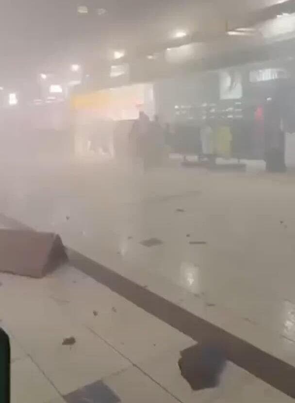 פגיעה בנמל התעופה בדובאי. התעופה האווירית משובשת (ללא קרדיט, מתוך X) פגיעה בנמל התעופה בדובאי