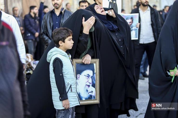 איראן איספהאן מתאבלים על מותו של עלי חמינאי