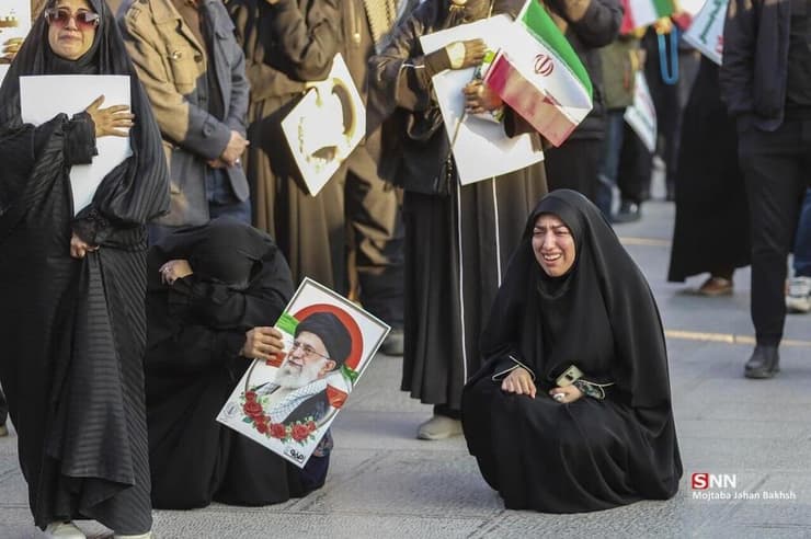 איראן איספהאן מתאבלים על מותו של עלי חמינאי