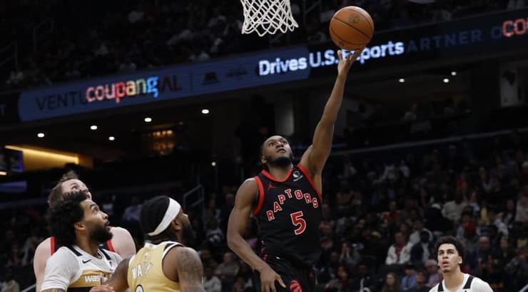 עמנואל קוויקלי