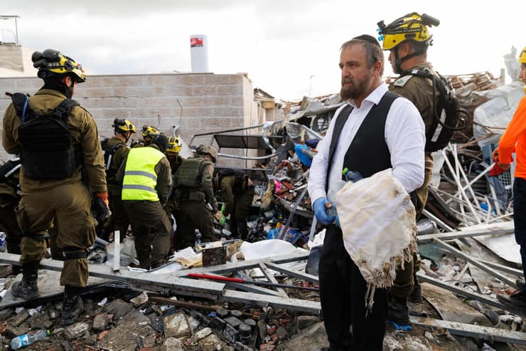 זירת הנפילה בבית שמש (צילום: זיו קורן) זירת הנפילה בבית שמש