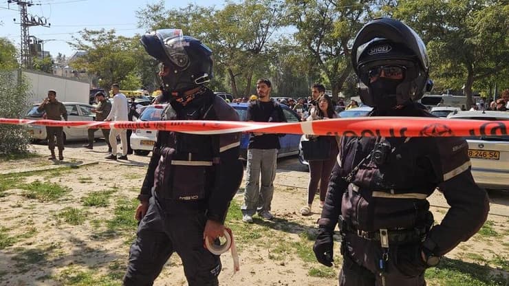 צילום: דוברות המשטרה בניין שנפגע בבאר שבע