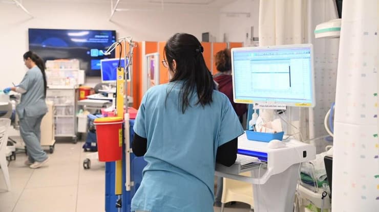 מתחם החירום של בית החולים שניידר במהלך מלחמת שאגת הארי