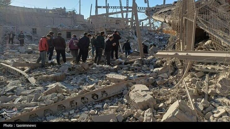 נזקי תקיפות בצפון מערב איראן