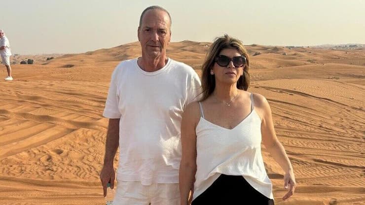 רוני אנגלשטיין עם אישתו