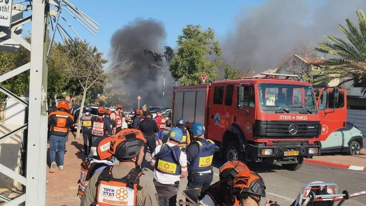 צילום: יוסי דמארי זירת הנפילה בראש העין