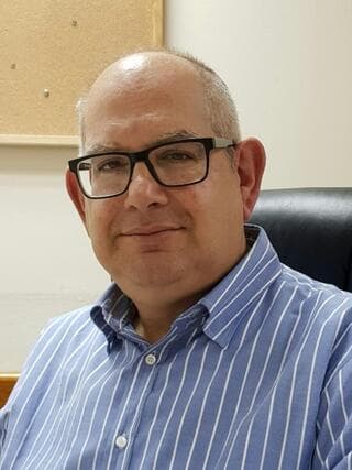 פרופסור יהושע קרסנה