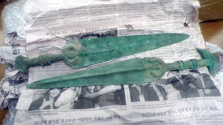 שתי חרבות שנתפסו