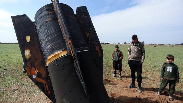 צילום: REUTERS/Orhan Qereman טיל איראני שנפל בקמישלי סוריה