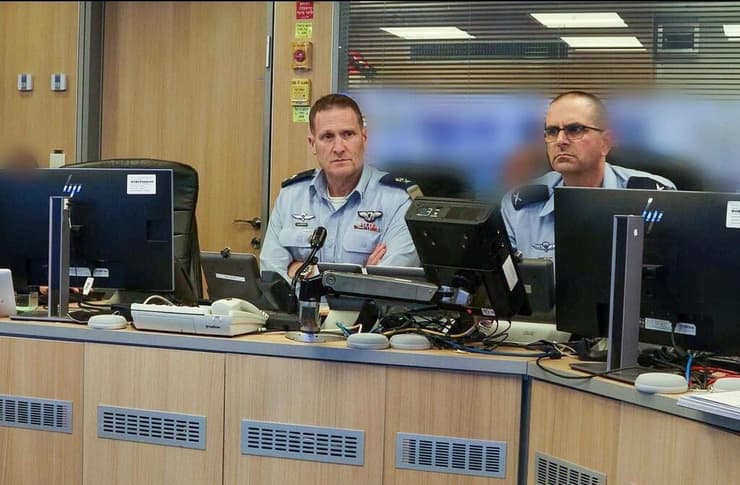 מפקד חיל האויר אלוף תומר בר (צילום: דובר צה"ל ) מפקד חיל האויר אלוף תומר בר