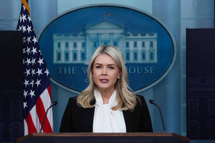 קרוליין לוויט