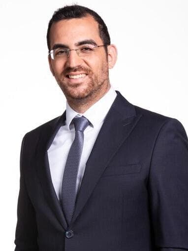 עו"ד דין סיני