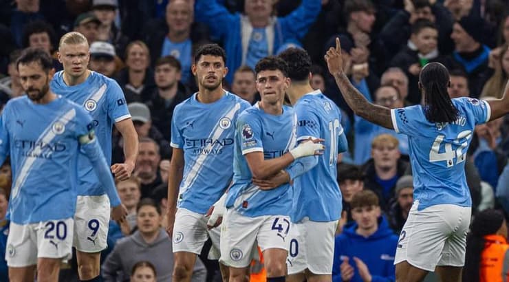 שחקני מנצ'סטר סיטי חוגגים (IMAGO) שחקני מנצ'סטר סיטי חוגגים