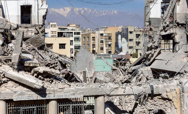 הרס בטהרן (Majid Saeedi, Getty Images) הרס בטהרן