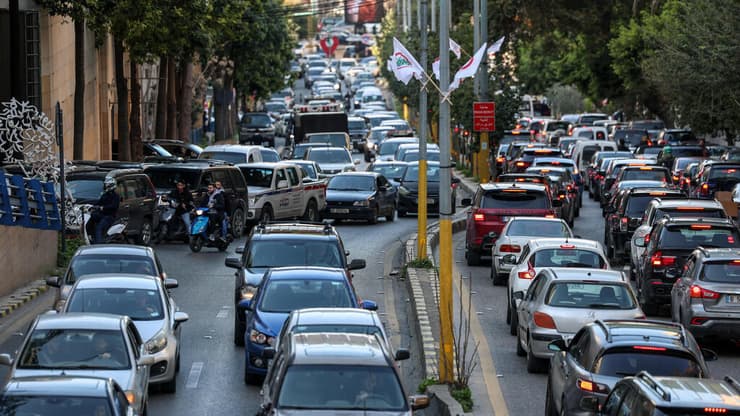 פקקים בביירות בעקבות צווי פינוי של צה"ל בדאחייה
