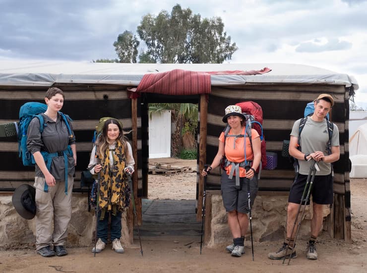 השביליסטים