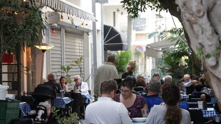 המשק חזר לעבודה, אבל לא כולם יכולים לעבוד (צילום: אביגיל עוזי) המשק חזר לעבודה, אבל לא כולם יכולים לעבוד