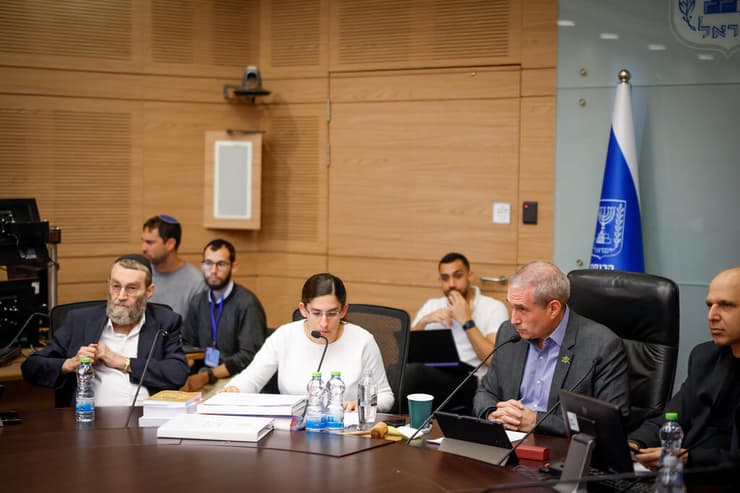ועדת הכספים בראשות ח"כ חנוך מילביצקי