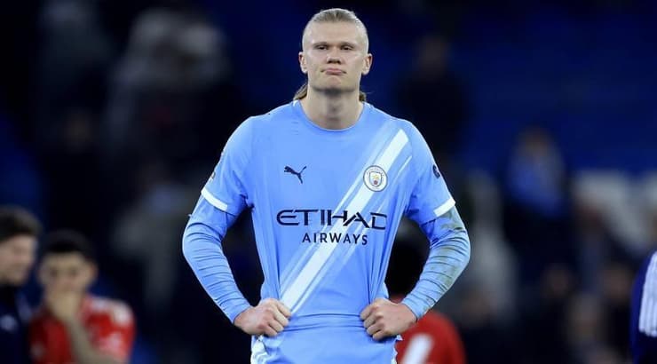 ארלינג הולאנד מאוכזב (IMAGO) ארלינג הולאנד מאוכזב