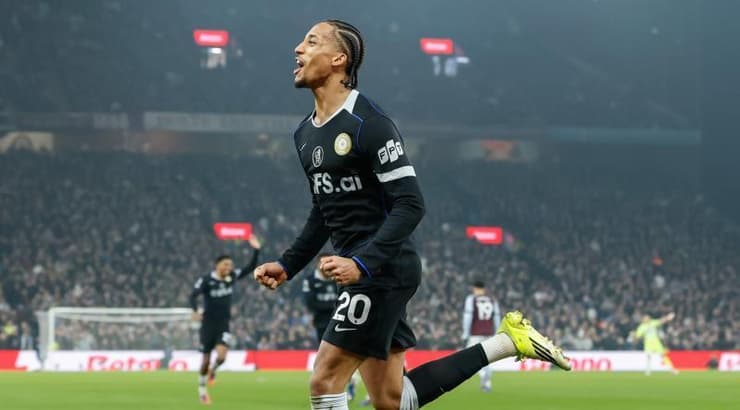 שלוש פעמים ז'ואאו פדרו (IMAGO) שלוש פעמים ז'ואאו פדרו