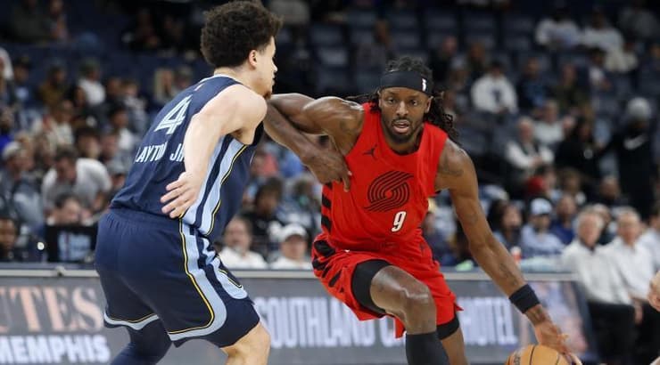 ג'רמי גראנט בפעולה