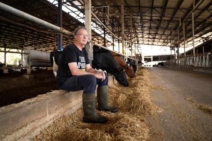 "לאפשר לנו להחזיק פה את החקלאות". שגיא ברפת בקיבוץ אילון 