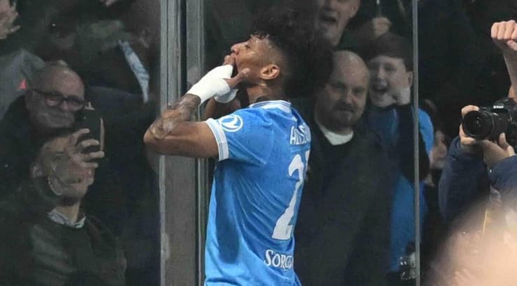 אליסון סנטוס