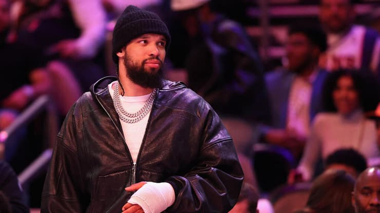 שחקן פיניקס סאנס דילון ברוקס