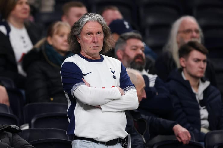 אוהד טוטנהאם מאוכזב